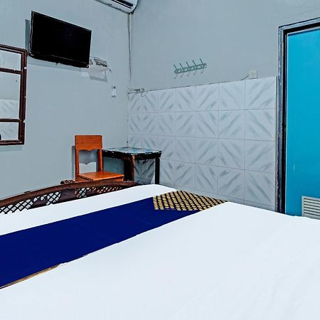 Spot On 91915 Homestay Superman ยอกยาการ์ตา ภายนอก รูปภาพ