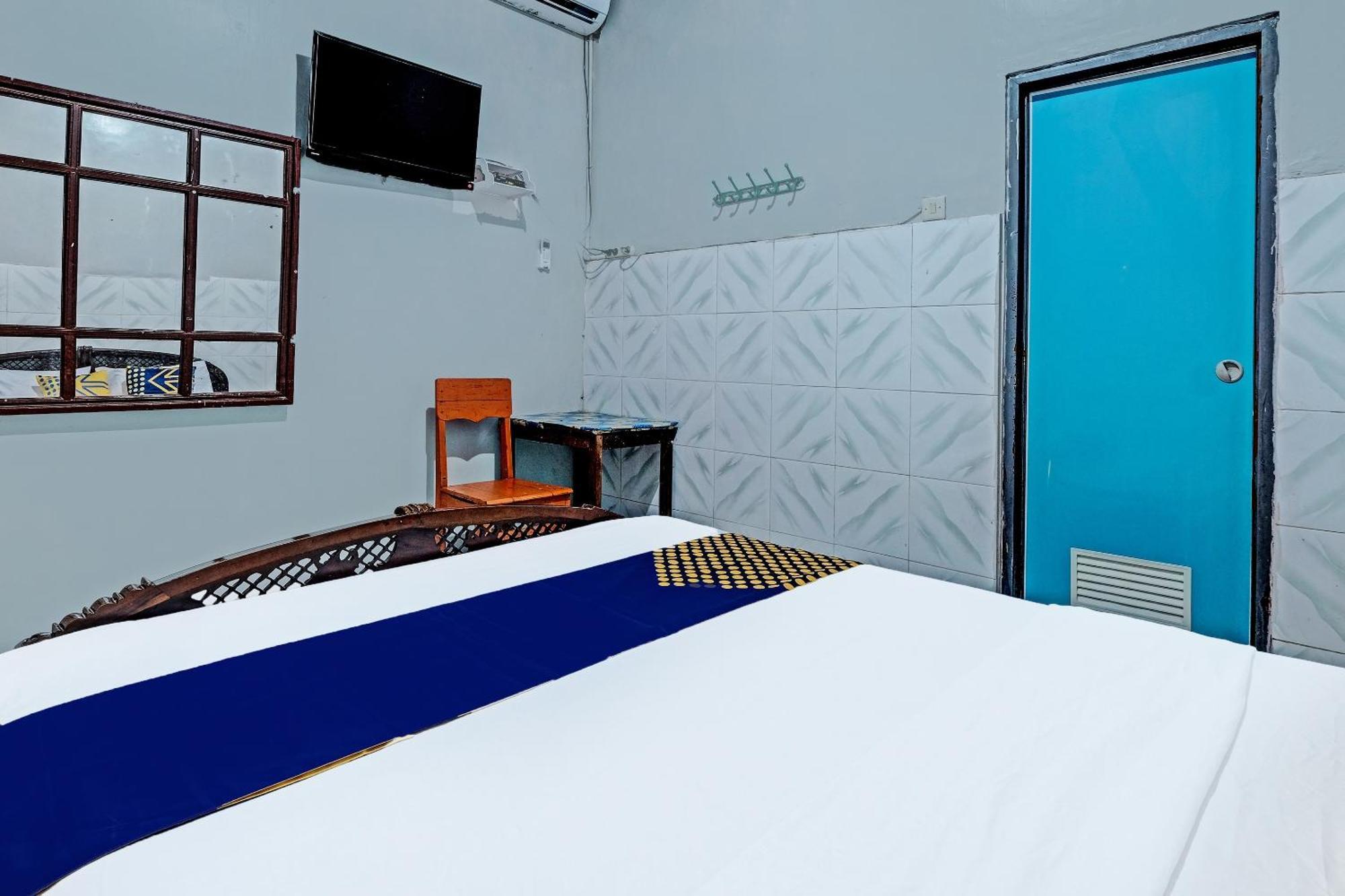 Spot On 91915 Homestay Superman ยอกยาการ์ตา ภายนอก รูปภาพ